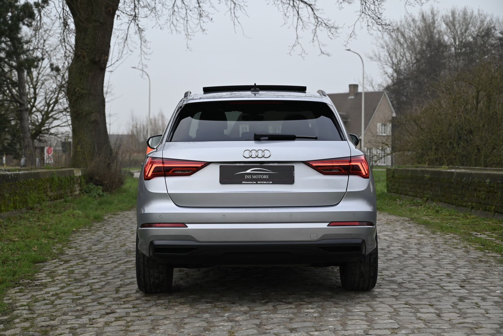 JNS Motors | Audi Q3 Platinum Shadow Line 35TFSI S-Tronic