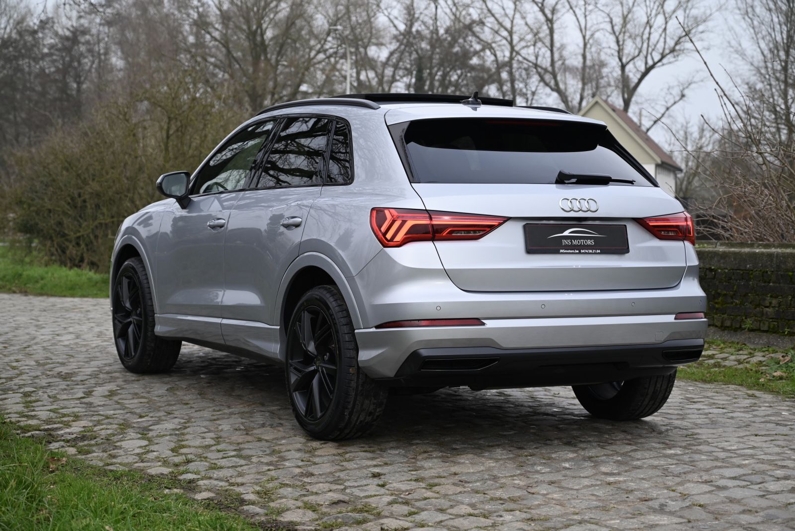 JNS Motors | Audi Q3 Platinum Shadow Line 35TFSI S-Tronic