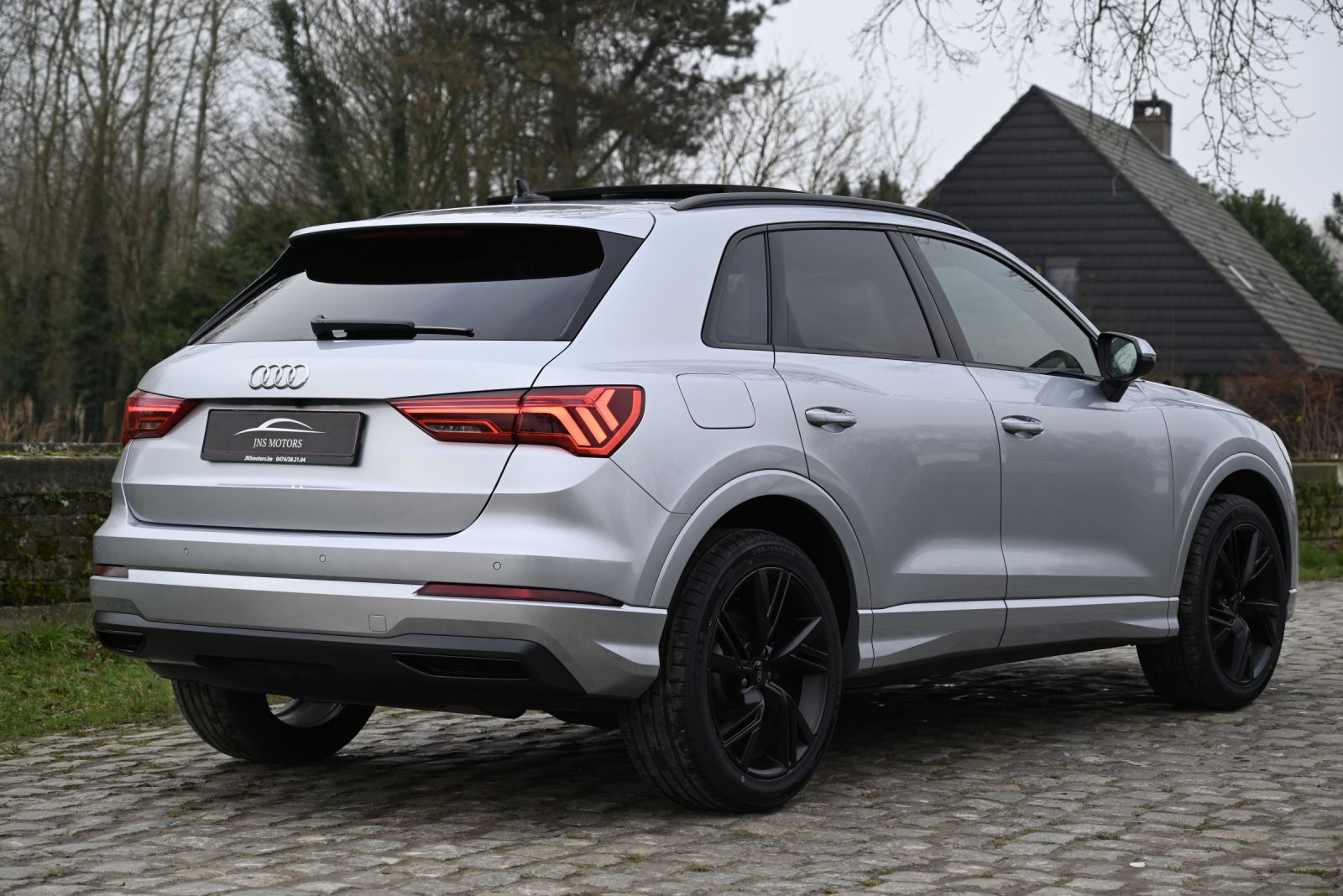 JNS Motors | Audi Q3 Platinum Shadow Line 35TFSI S-Tronic