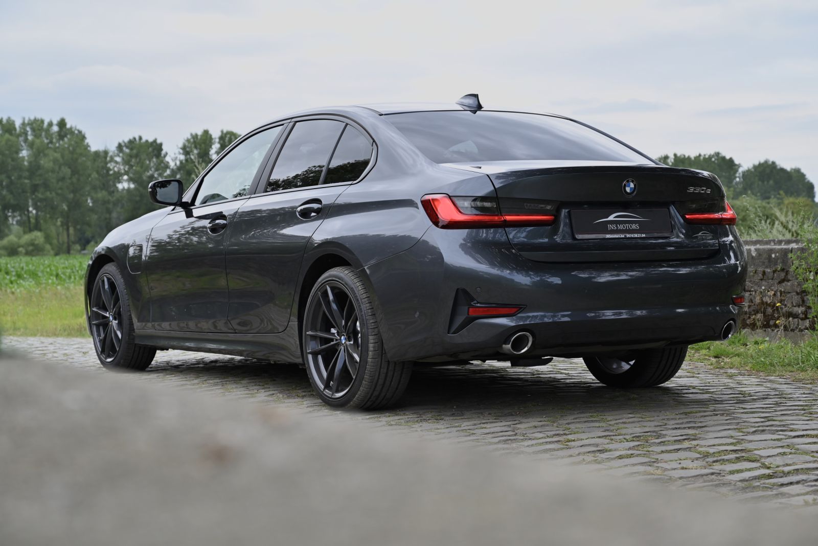 JNS Motors | BMW 330e sportline 292pk 